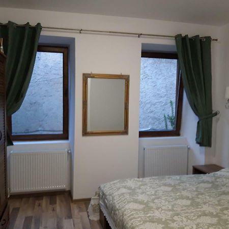 Sara House Apartment Bistrita  Exterior photo